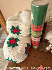 MaxSold Auction: Christmas lot - Billerica (Massachusetts, USA) SELLER MANAGED Estate Sale Online Auction - Blossom Drive