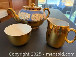 MaxSold Auction: Wedgwood teapot  - Billerica (Massachusetts, USA) SELLER MANAGED Estate Sale Online Auction - Blossom Drive