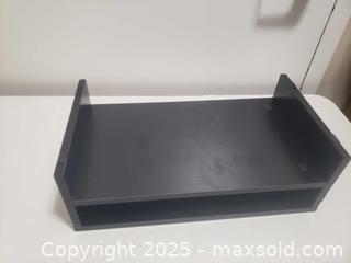 MaxSold Auction: A small table  - Ottawa (Ontario, Canada) SHORT NOTICE SELLER MANAGED Downsizing Online Auction - Van Lang Private (CONDO)