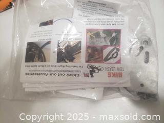 MaxSold Auction: Bike walking holder for dog - Ottawa (Ontario, Canada) SHORT NOTICE SELLER MANAGED Downsizing Online Auction - Van Lang Private (CONDO)