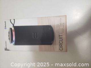 MaxSold Auction: Blue tooth speaker  - Ottawa (Ontario, Canada) SHORT NOTICE SELLER MANAGED Downsizing Online Auction - Van Lang Private (CONDO)