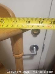 MaxSold Auction: Corner shelf  - Ottawa (Ontario, Canada) SHORT NOTICE SELLER MANAGED Downsizing Online Auction - Van Lang Private (CONDO)