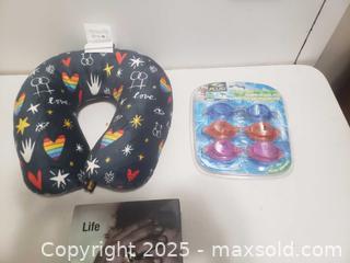 MaxSold Auction: Different items  - Ottawa (Ontario, Canada) SHORT NOTICE SELLER MANAGED Downsizing Online Auction - Van Lang Private (CONDO)