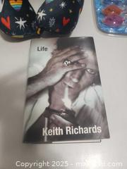 MaxSold Auction: Different items  - Ottawa (Ontario, Canada) SHORT NOTICE SELLER MANAGED Downsizing Online Auction - Van Lang Private (CONDO)