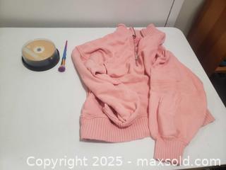 MaxSold Auction: Different items  - Ottawa (Ontario, Canada) SHORT NOTICE SELLER MANAGED Downsizing Online Auction - Van Lang Private (CONDO)