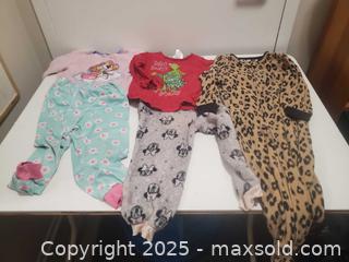 MaxSold Auction: Kids clothes - Ottawa (Ontario, Canada) SHORT NOTICE SELLER MANAGED Downsizing Online Auction - Van Lang Private (CONDO)