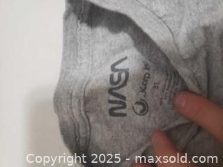 MaxSold Auction: Kids shirts - Ottawa (Ontario, Canada) SHORT NOTICE SELLER MANAGED Downsizing Online Auction - Van Lang Private (CONDO)
