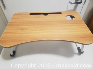 MaxSold Auction: Laptop table  - Ottawa (Ontario, Canada) SHORT NOTICE SELLER MANAGED Downsizing Online Auction - Van Lang Private (CONDO)