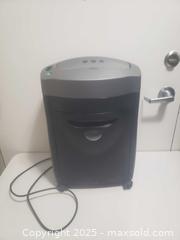 MaxSold Auction: Paper shredder  - Ottawa (Ontario, Canada) SHORT NOTICE SELLER MANAGED Downsizing Online Auction - Van Lang Private (CONDO)