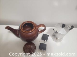 MaxSold Auction: Vintage tea items - Ottawa (Ontario, Canada) SHORT NOTICE SELLER MANAGED Downsizing Online Auction - Van Lang Private (CONDO)