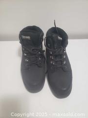 MaxSold Auction: Women black boots - Ottawa (Ontario, Canada) SHORT NOTICE SELLER MANAGED Downsizing Online Auction - Van Lang Private (CONDO)