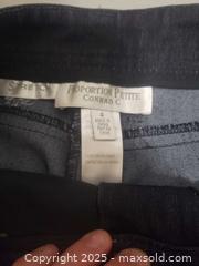 MaxSold Auction: Women jeans - Ottawa (Ontario, Canada) SHORT NOTICE SELLER MANAGED Downsizing Online Auction - Van Lang Private (CONDO)