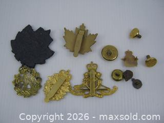 MaxSold Auction: Old Canadian Military Badges Buttons & Pins - Esquimalt (British Columbia, Canada) SELLER MANAGED Downsizing Online Auction - Yarrow Place