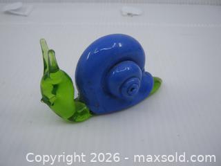 MaxSold Auction: Old Handblown Art Glass Snail Paperweight - Esquimalt (British Columbia, Canada) SELLER MANAGED Downsizing Online Auction - Yarrow Place