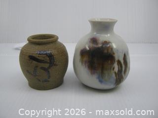 MaxSold Auction: Old Mini Vases x 2 - Esquimalt (British Columbia, Canada) SELLER MANAGED Downsizing Online Auction - Yarrow Place