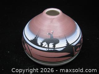 MaxSold Auction: Old Signed Indigenous Navaho Painted Ceramic Vase - Esquimalt (British Columbia, Canada) SELLER MANAGED Downsizing Online Auction - Yarrow Place