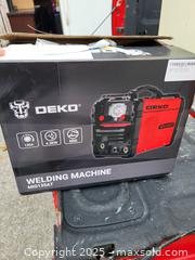 MaxSold Auction: DEKO MIG135AT MIG Welder 135 A - Kingston (Ontario, Canada) SELLER MANAGED Downsizing Online Auction - Development Drive (STORAGE)