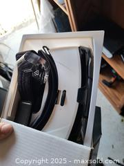 MaxSold Auction: Samsung Gear VR (Oculus) 2015 — Compatible with Note5, S6 - Kingston (Ontario, Canada) SELLER MANAGED Downsizing Online Auction - Development Drive (STORAGE)