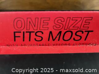 MaxSold Auction: Ankle &#38; Wrist Weights  - Cobourg (Ontario, Canada) SELLER MANAGED Reseller Online Auction - Spragge Crescent