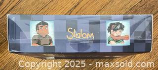 MaxSold Auction: Frigiel et Fluffy — Les Trois Clans (Coffret Collector) - Cobourg (Ontario, Canada) SELLER MANAGED Reseller Online Auction - Spragge Crescent