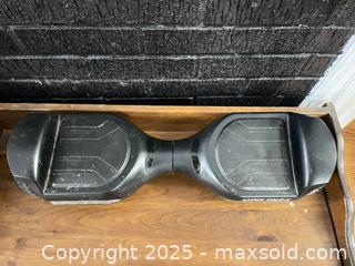 MaxSold Auction: Hyper Solo-X Self-balancing Scooter (6.5in Wheels) - Cobourg (Ontario, Canada) SELLER MANAGED Reseller Online Auction - Spragge Crescent