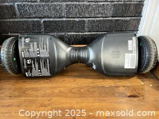 MaxSold Auction: Hyper Solo-X Self-balancing Scooter (6.5in Wheels) - Cobourg (Ontario, Canada) SELLER MANAGED Reseller Online Auction - Spragge Crescent