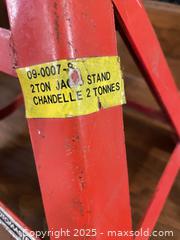 MaxSold Auction: Motomaster 2-Ton Adjustable Jack Stand, Painted Steel - Cobourg (Ontario, Canada) SELLER MANAGED Reseller Online Auction - Spragge Crescent