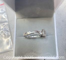 MaxSold Auction: Princess Cut Solitaire-Style Engagement Ring Size 6 - Cobourg (Ontario, Canada) SELLER MANAGED Reseller Online Auction - Spragge Crescent