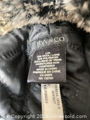 MaxSold Auction: RW&CO. Trapper Aviator Hat L/XL Charcoal with Grey Faux Fur - Cobourg (Ontario, Canada) SELLER MANAGED Reseller Online Auction - Spragge Crescent