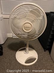 MaxSold Auction: Several fans - Langford (British Columbia, Canada) SELLER MANAGED Downsizing Online Auction - Aggregate Court (CONDO)