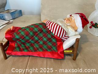 MaxSold Auction: Sleeping Santa and Light Up Frosty - Langford (British Columbia, Canada) SELLER MANAGED Downsizing Online Auction - Aggregate Court (CONDO)