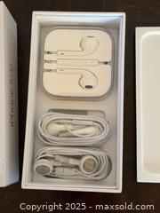 MaxSold Auction: iPhone 5S with Original Box - San Francisco (California, USA) SELLER MANAGED Estate Sale Online Auction - Kenwood Way