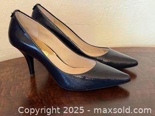 MaxSold Auction: Michael Michael Kors Black Leather Pumps - San Francisco (California, USA) SELLER MANAGED Estate Sale Online Auction - Kenwood Way