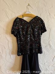 MaxSold Auction: Nite line Size 14 Dress - San Francisco (California, USA) SELLER MANAGED Estate Sale Online Auction - Kenwood Way