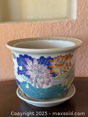 MaxSold Auction: Vintage Asian Tobacco Leaf Ceramic Planter Pot #1 - San Francisco (California, USA) SELLER MANAGED Estate Sale Online Auction - Kenwood Way