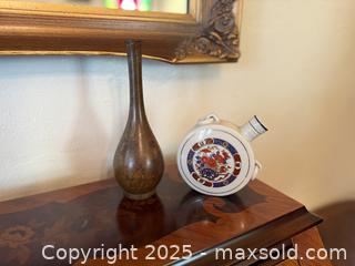 MaxSold Auction: Vintage Japanese Smooth Finish Bronze Bud Vase &#38; Round Porcelain Asian Flask Vase Hand Painted Flowers Red Blue Gold Japan - San Francisco (California, USA) SELLER MANAGED Estate Sale Online Auction - Kenwood Way
