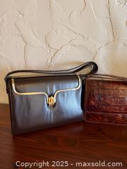 MaxSold Auction: Vintage Purse lot - San Francisco (California, USA) SELLER MANAGED Estate Sale Online Auction - Kenwood Way