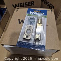 MaxSold Auction: 18 units of weiser interior door latch - Central Elgin (Ontario, Canada)  PARTNER MANAGED Downsizing Online Auction - Shorlea Line (STORAGE)