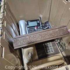 MaxSold Auction: Phones and electronics  - Central Elgin (Ontario, Canada)  PARTNER MANAGED Downsizing Online Auction - Shorlea Line (STORAGE)