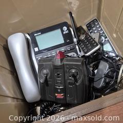 MaxSold Auction: Phones and electronics  - Central Elgin (Ontario, Canada)  PARTNER MANAGED Downsizing Online Auction - Shorlea Line (STORAGE)