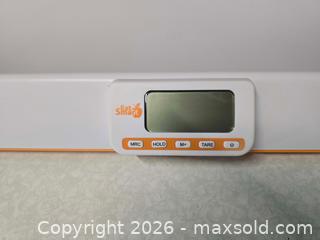 MaxSold Auction: M100 - EatSmart Digital Baby and Pet Weight Scale, 44 Pound Capacity - New - Whitby (Ontario, Canada) SELLER MANAGED Reseller Online Auction - Smartstop Self Storage Taunton Road E (STORAGE)