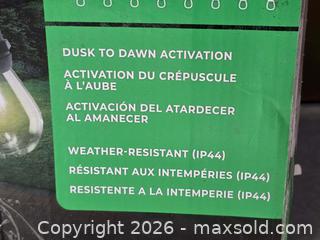 MaxSold Auction: M102 - Sunforce Solar String Lights - New - Whitby (Ontario, Canada) SELLER MANAGED Reseller Online Auction - Smartstop Self Storage Taunton Road E (STORAGE)