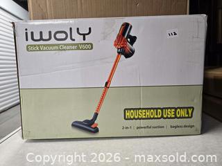 MaxSold Auction: M112 - iWoly Stick Vacuum - Light Use - Whitby (Ontario, Canada) SELLER MANAGED Reseller Online Auction - Smartstop Self Storage Taunton Road E (STORAGE)