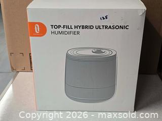 MaxSold Auction: M117 - Taotronics Top Fill Hybrid Ultrasonic Humidifier - New - Whitby (Ontario, Canada) SELLER MANAGED Reseller Online Auction - Smartstop Self Storage Taunton Road E (STORAGE)