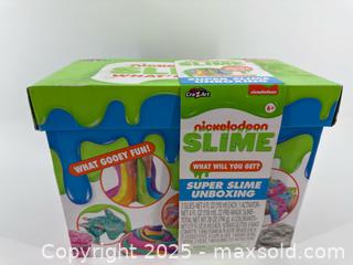 MaxSold Auction: Nickelodeon Slime Super Slime Unboxing Kit - Upland (California, USA) SELLER MANAGED Reseller Online Auction - Monte Vista