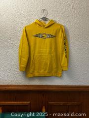 MaxSold Auction: Vintage rare Nike hoodie - Toronto (Ontario, Canada) SELLER MANAGED Reseller Online Auction - Huntsmill Boulevard