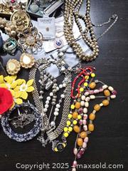MaxSold Auction: Large Vintage & Costume Jewelry Lot – Necklaces, Brooches, Rings, Earrings, Mixed Pieces - Vancouver (British Columbia, Canada) SELLER MANAGED Reseller Online Auction - East 7th Avenue (STORAGE)