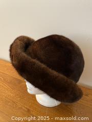 MaxSold Auction: Vintage Antique Women's Dark Brown Mink Fur Brimmed Hat - Toronto (Ontario, Canada) SELLER MANAGED Downsizing Online Auction - O' Connor Drive (CONDO)
