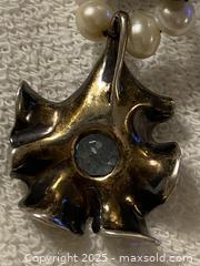 MaxSold Auction: Vintage MCM Mixed Large Black and White Freshwater Pearl Necklace with Pendant - Toronto (Ontario, Canada) SELLER MANAGED Downsizing Online Auction - O' Connor Drive (CONDO)