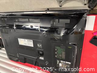 MaxSold Auction: 50 in panasonic led TV  - Toronto (Ontario, Canada) SELLER MANAGED Downsizing Online Auction - Jane Street (STORAGE)